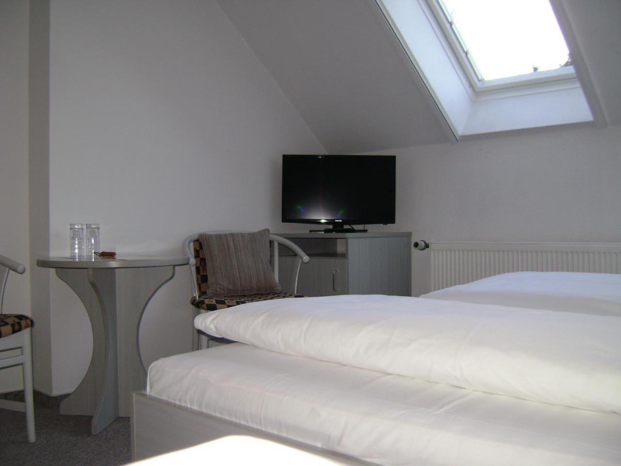 Hôtel Landgasthof Simke à Rietz Neuendorf Extérieur photo